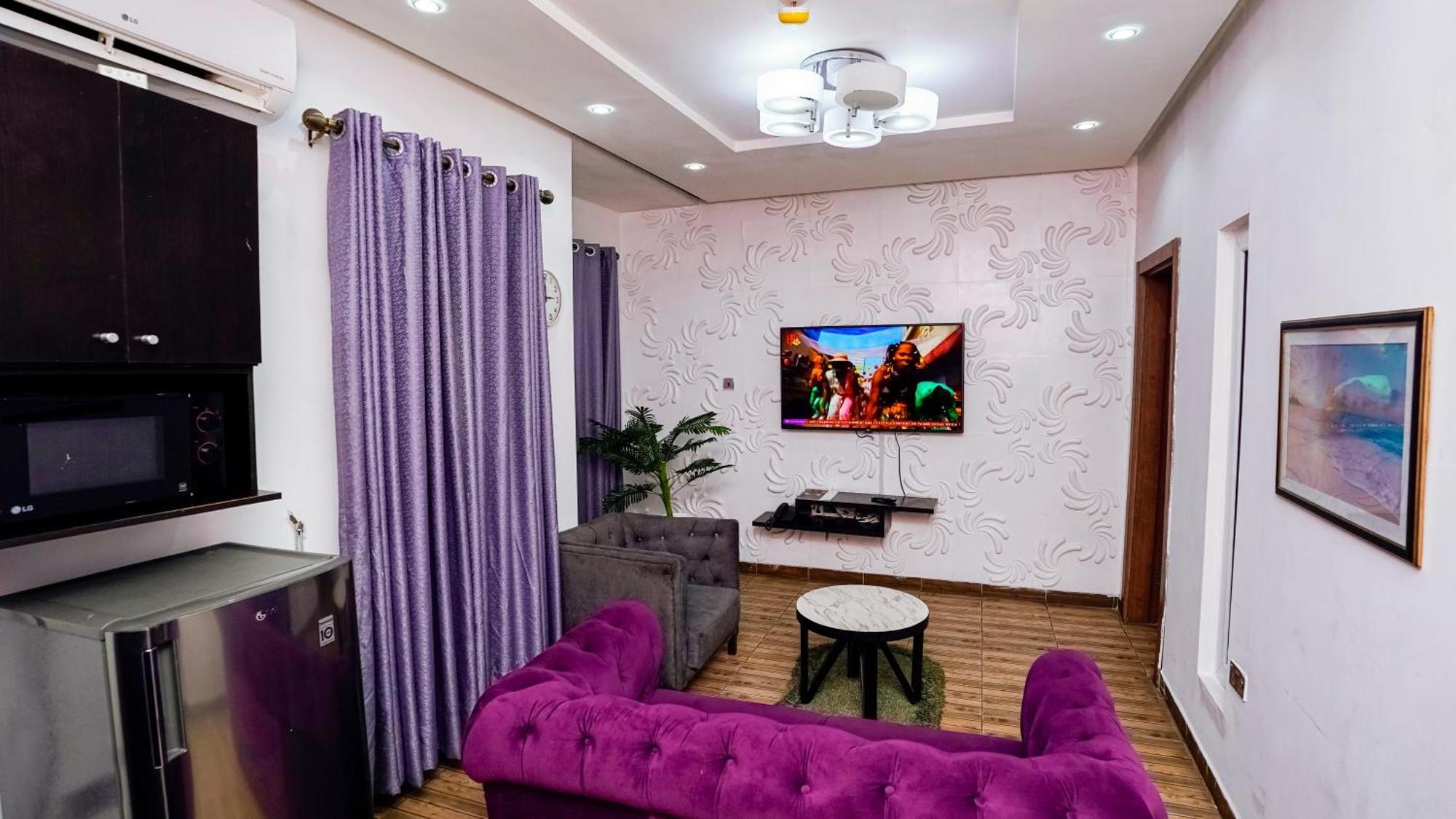 James Court Hotel & Luxury Apartments Леккі Екстер'єр фото