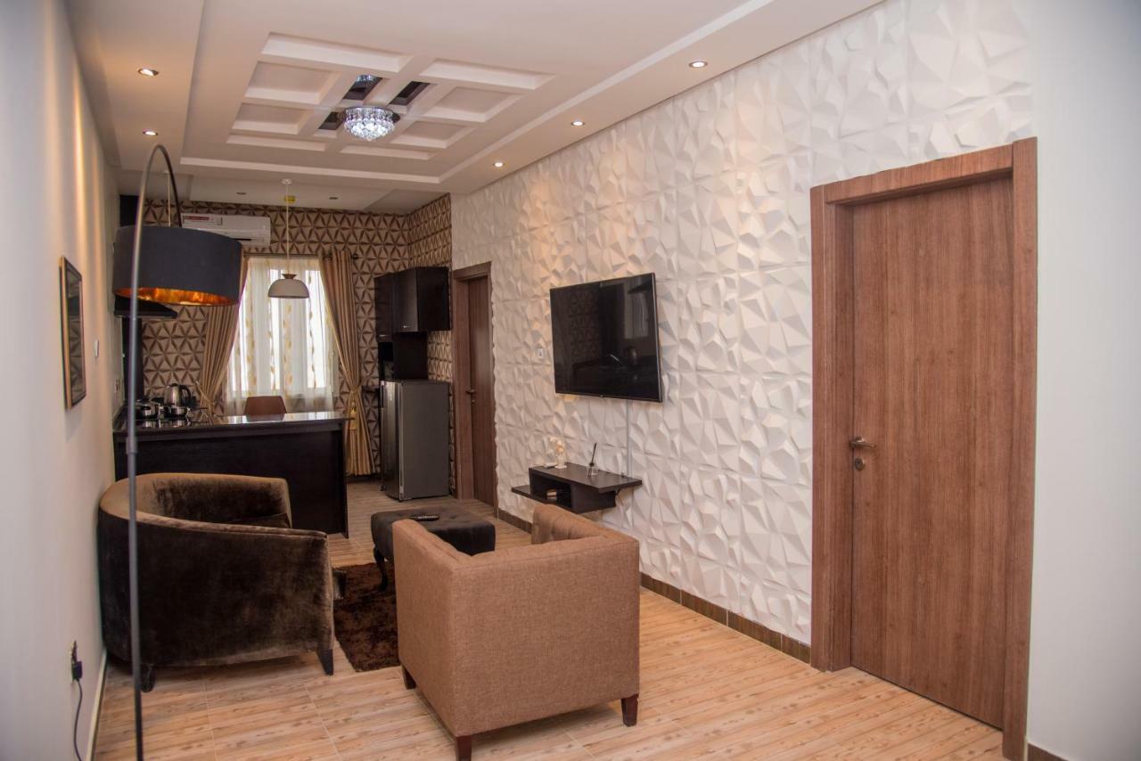 James Court Hotel & Luxury Apartments Леккі Екстер'єр фото