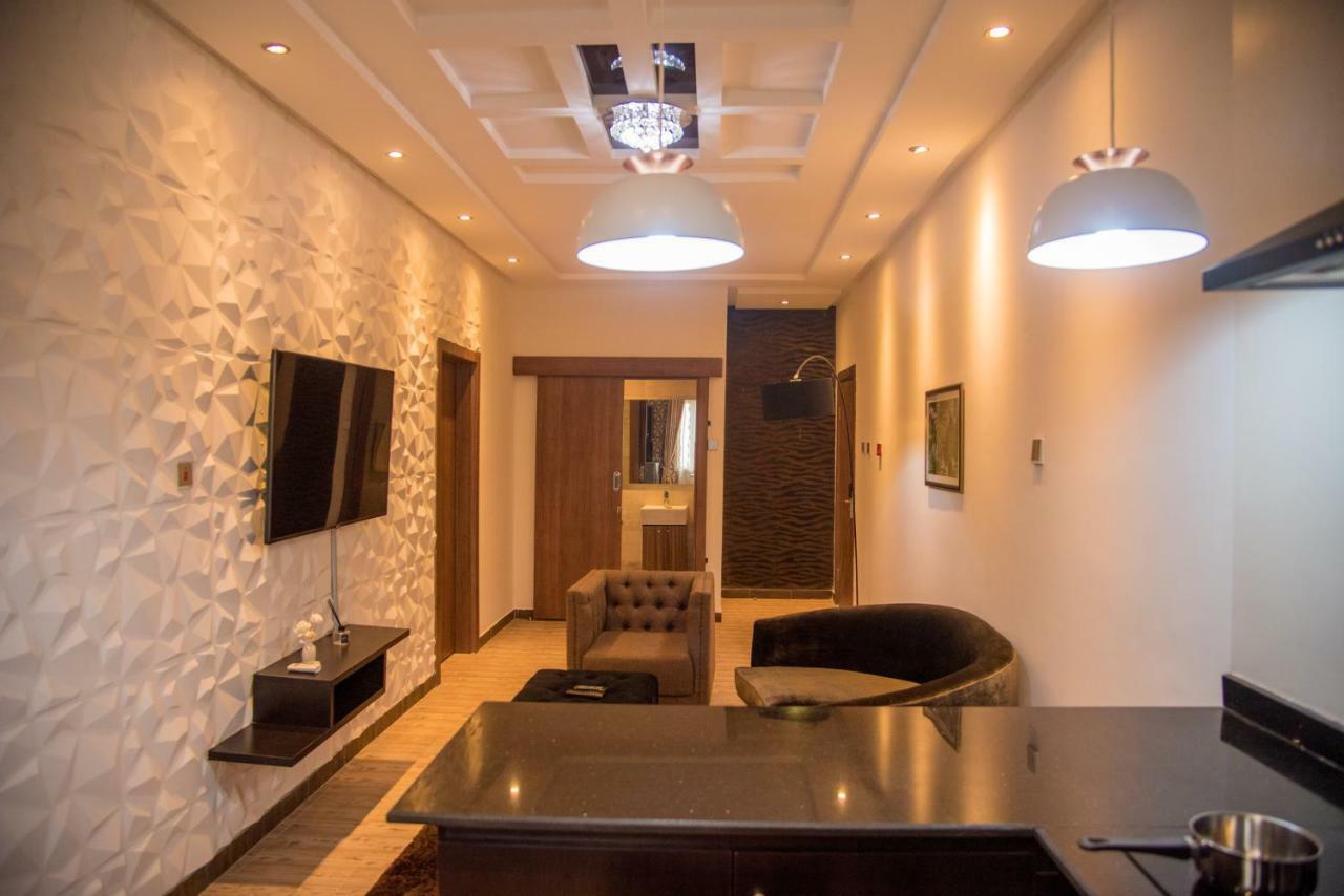 James Court Hotel & Luxury Apartments Леккі Екстер'єр фото